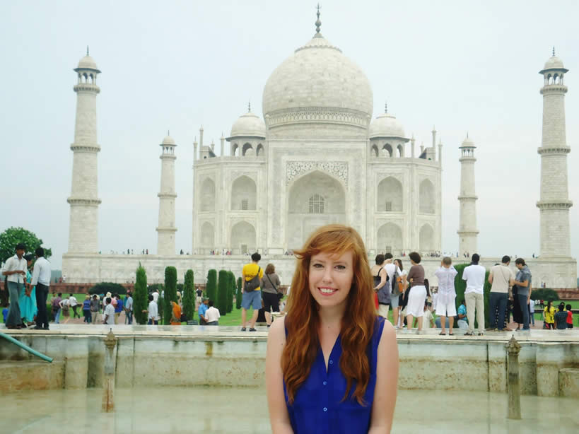 Volunteer teaching English in India