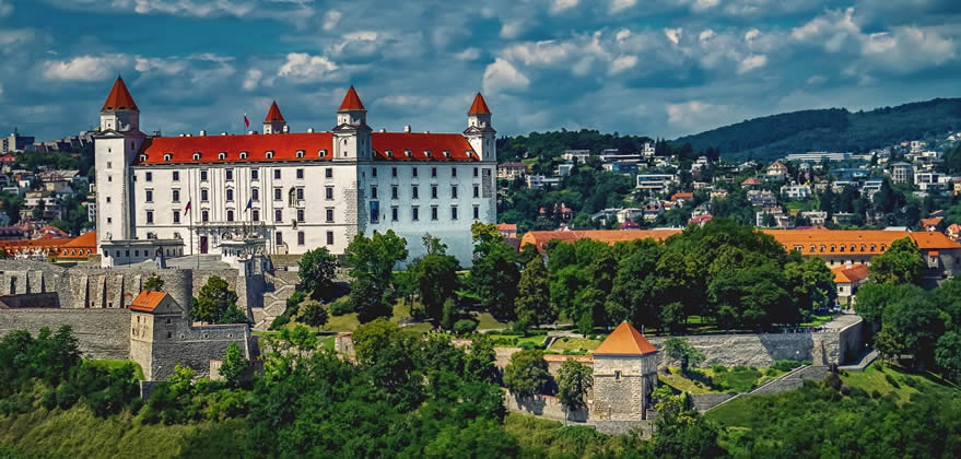 Slovakia_Bratislava_Castle