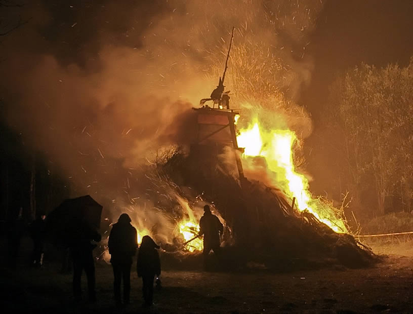 Walpurgisnacht bonfire