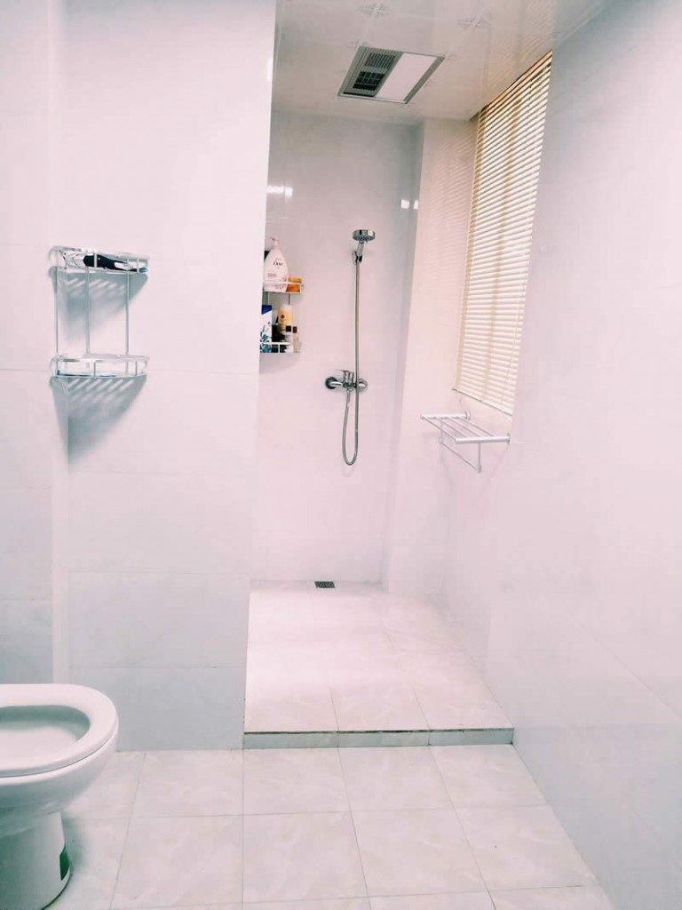 Apartment in China bathroom